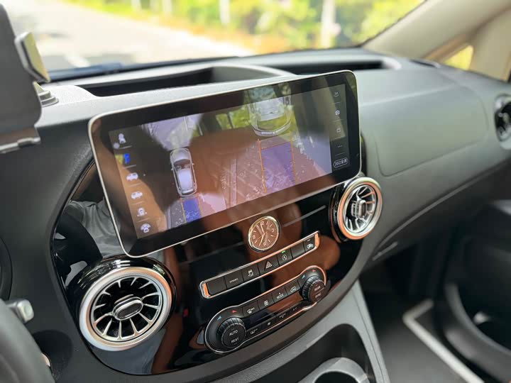 Фото 13 - Mercedes-Benz Vito