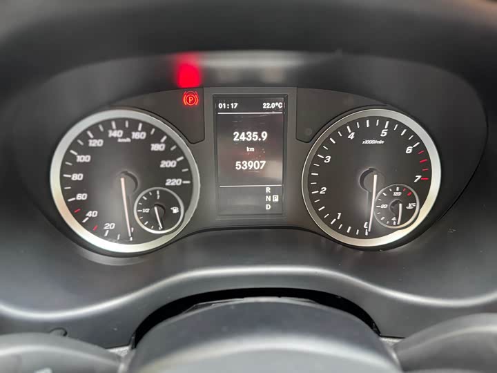 Фото 19 - Mercedes-Benz Vito