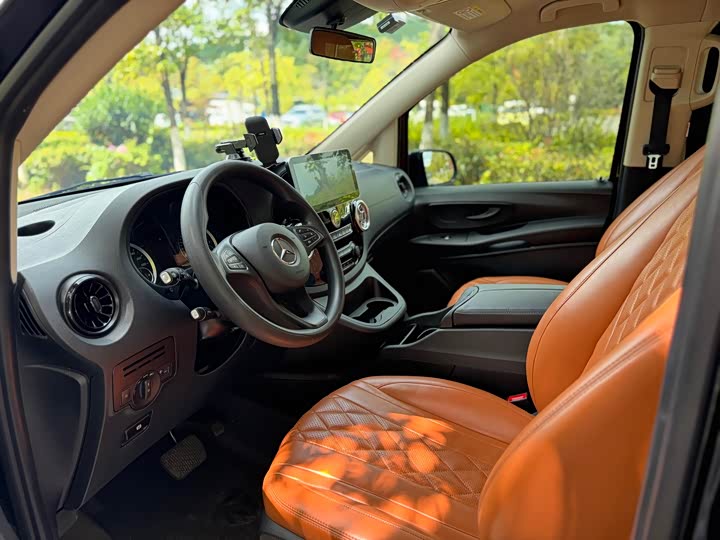 Фото 7 - Mercedes-Benz Vito