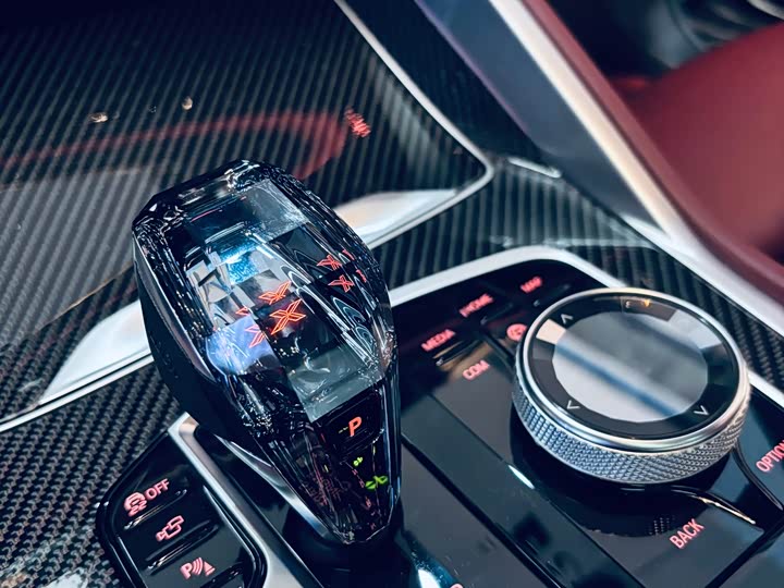 Фото 10 - BMW X6