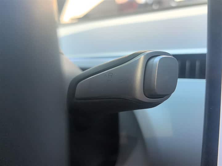 Фото 14 - XPeng Mona M03