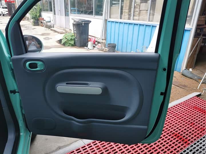 Фото 16 - Bestune Pony