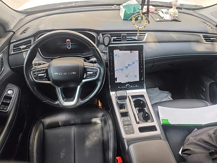 Фото 13 - Roewe RX5