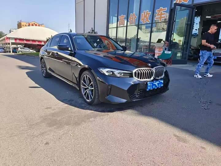 Фото 2 - BMW 3 Series