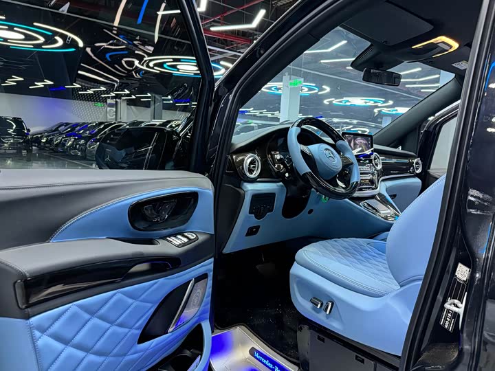 Фото 4 - Mercedes-Benz Vito