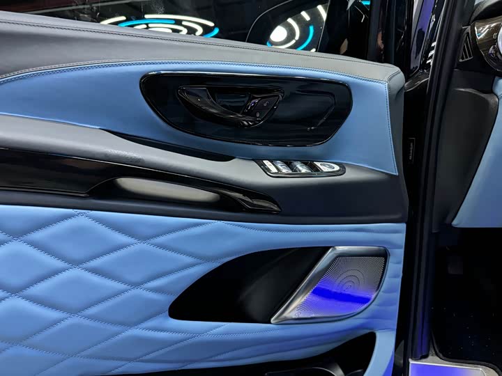 Фото 5 - Mercedes-Benz Vito