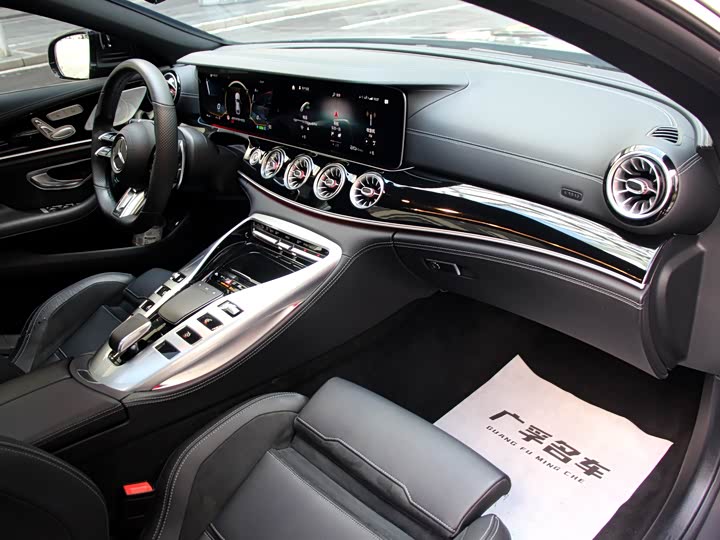 Фото 15 - Mercedes-Benz AMG GT