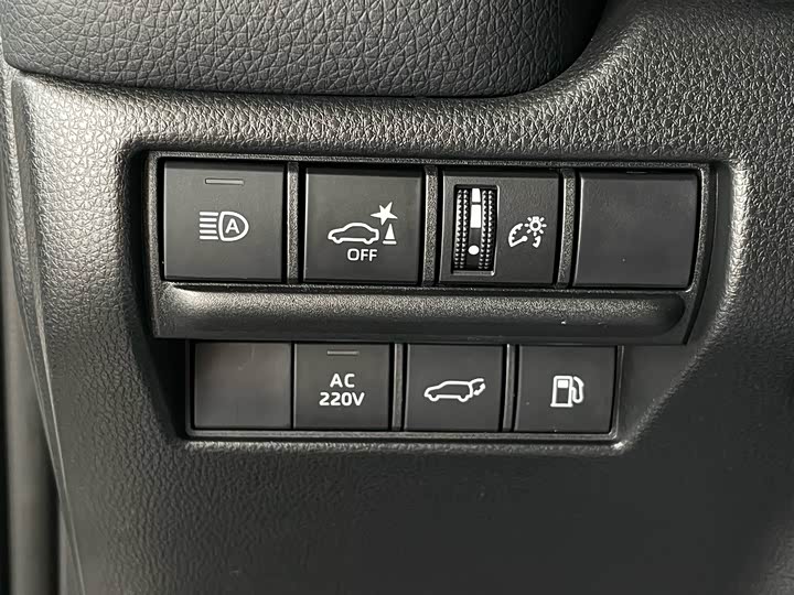 Фото 22 - Toyota Prado