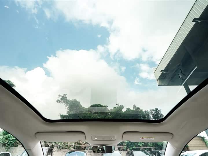 Фото 20 - Luxeed R7