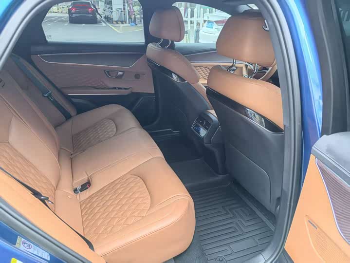 Фото 8 - BYD Han