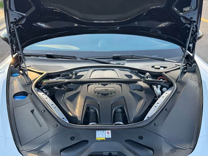 Фото 30 - Porsche Panamera