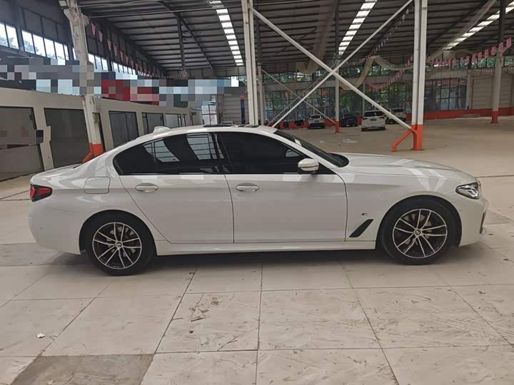 Фото 4 - BMW 5 Series