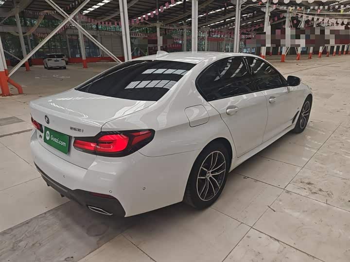 Фото 5 - BMW 5 Series