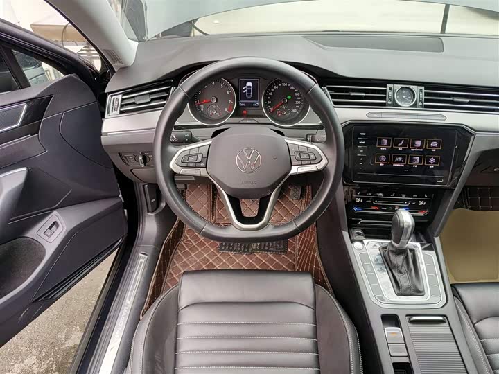 Фото 11 - Volkswagen Magotan