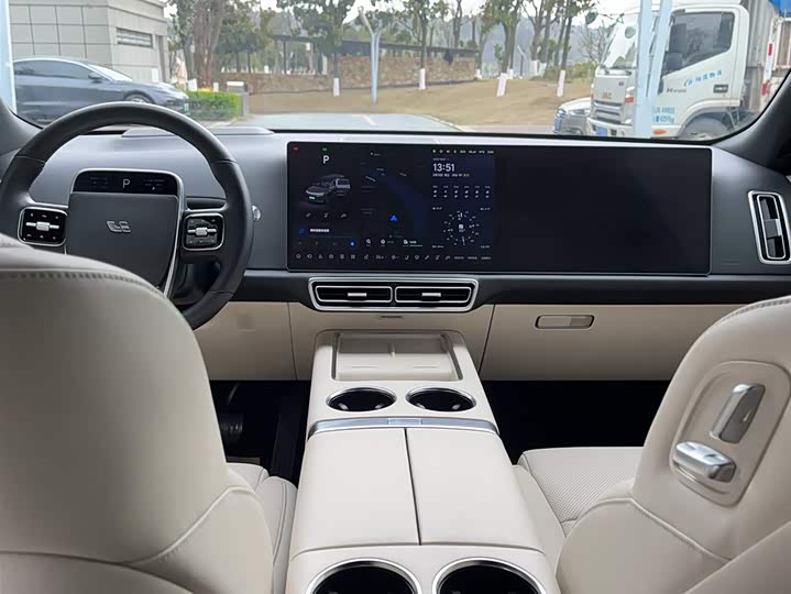 Фото 10 - LiXiang L9