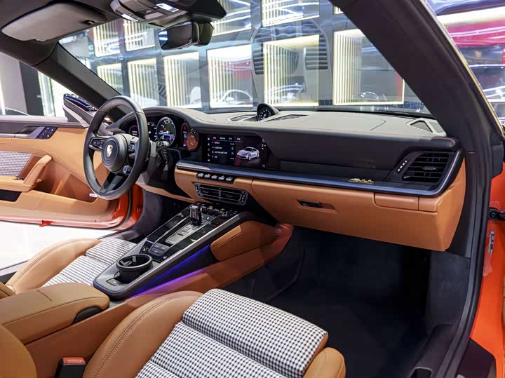 Фото 14 - Porsche 911