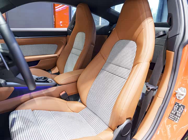 Фото 20 - Porsche 911