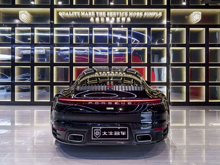 Фото 5 - Porsche 911