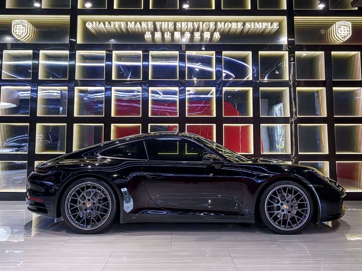 Фото 7 - Porsche 911