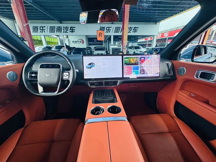 Фото 6 - LiXiang L8