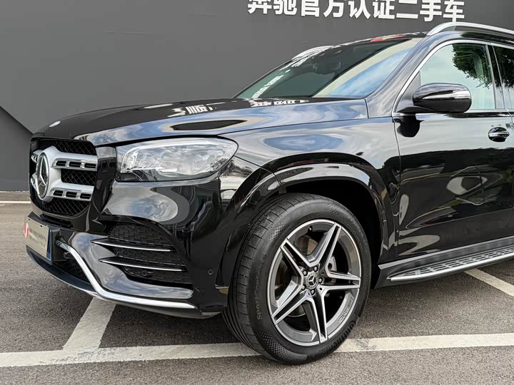 Фото 18 - Mercedes-Benz GLS-Class