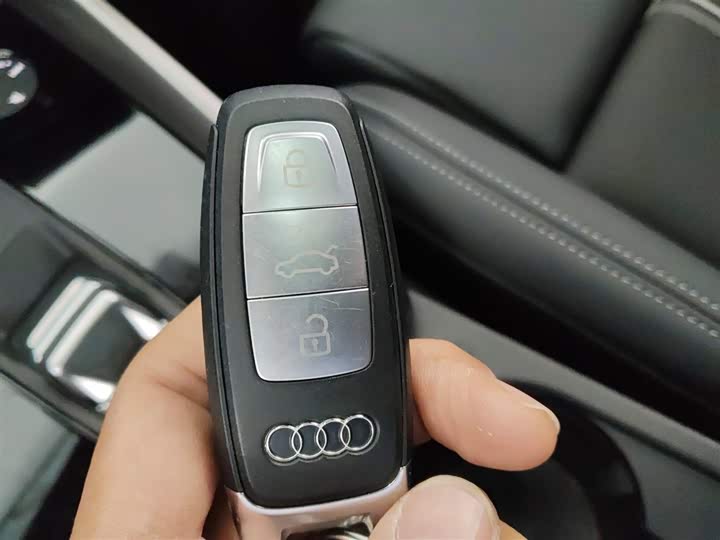 Фото 9 - Audi A3