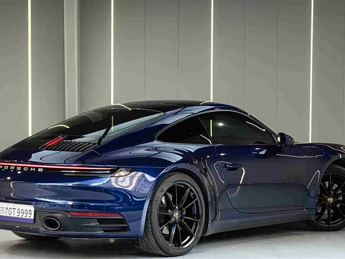 Фото 8 - Porsche 911