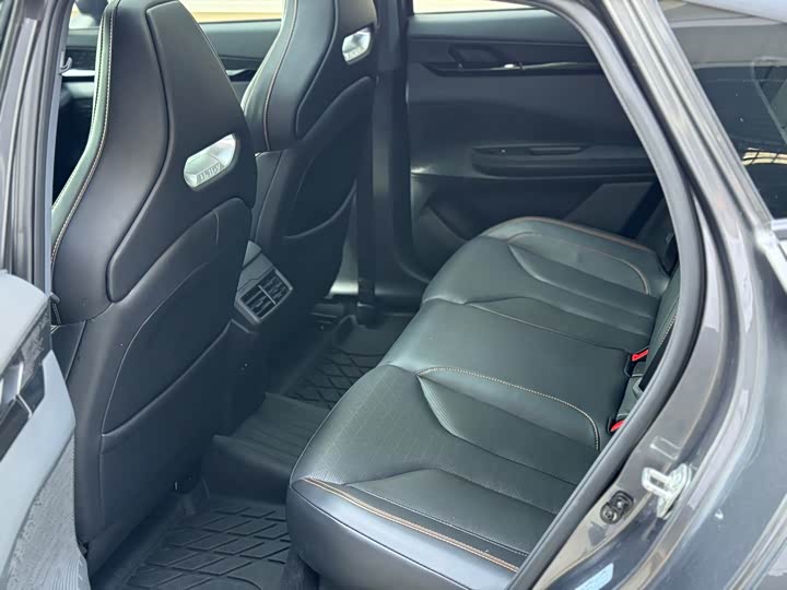 Фото 6 - Changan UNI-V