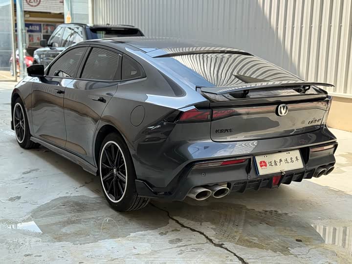 Фото 9 - Changan UNI-V