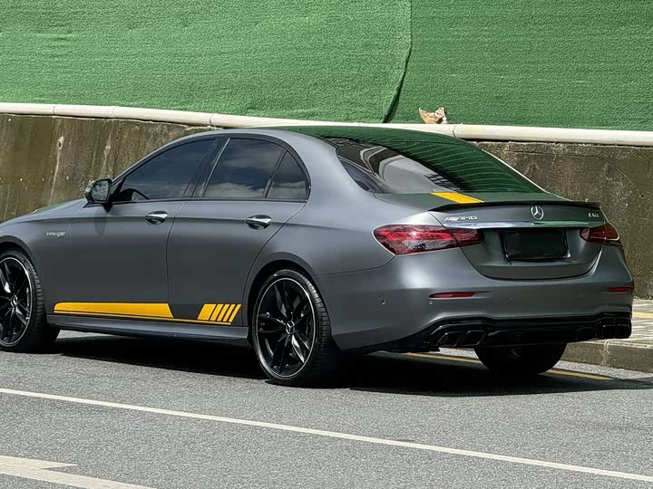 Фото 4 - Mercedes-Benz E-Class AMG