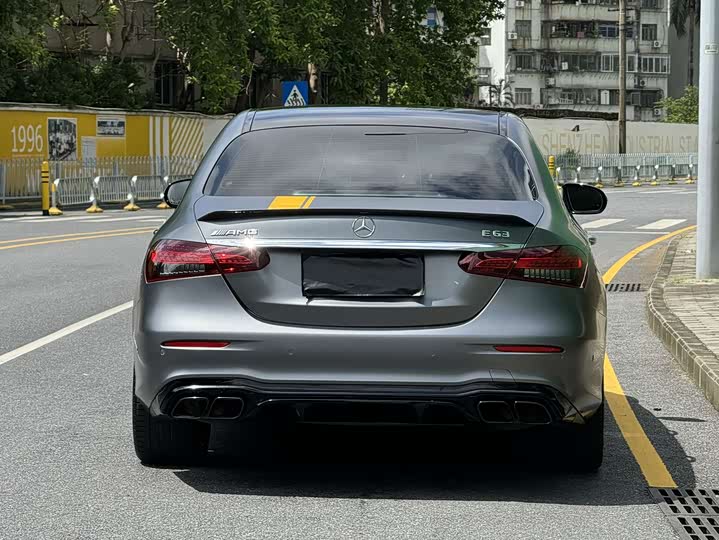 Фото 5 - Mercedes-Benz E-Class AMG