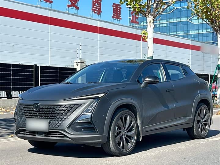 Фото 1 - Changan UNI-T