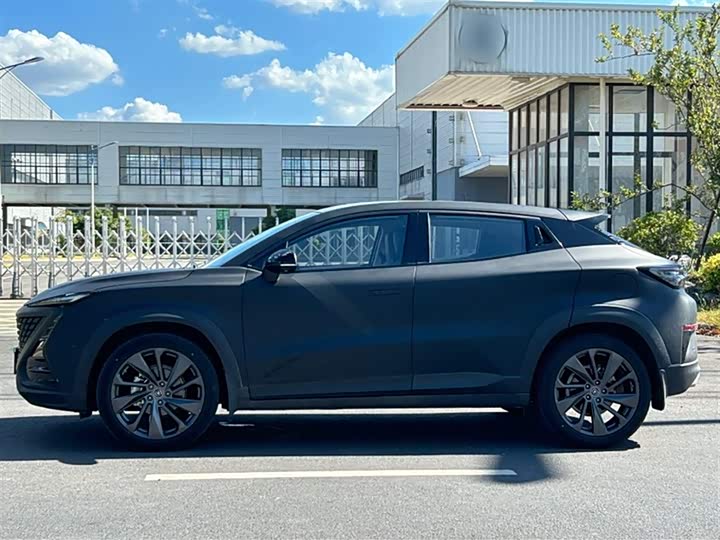 Фото 11 - Changan UNI-T