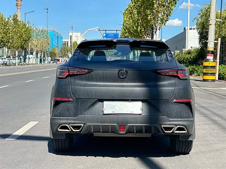 Фото 13 - Changan UNI-T