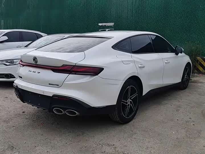 Фото 9 - MG Motor 7