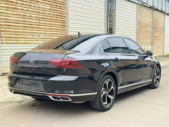 Фото 7 - Volkswagen Magotan