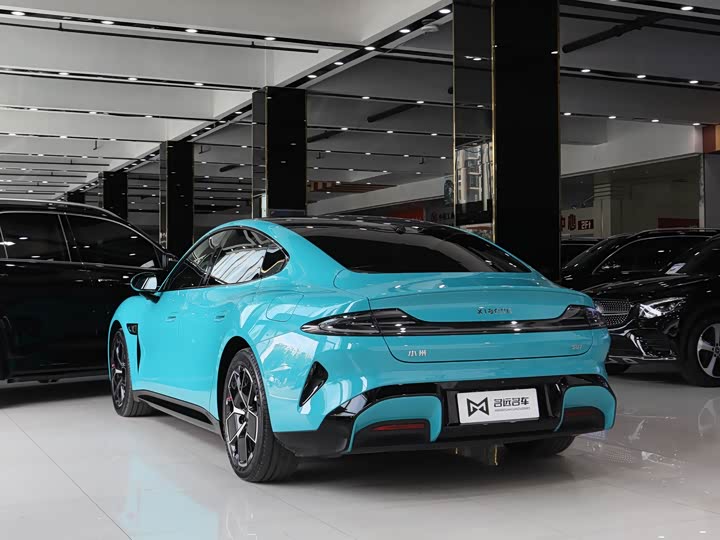 Фото 15 - Xiaomi SU7