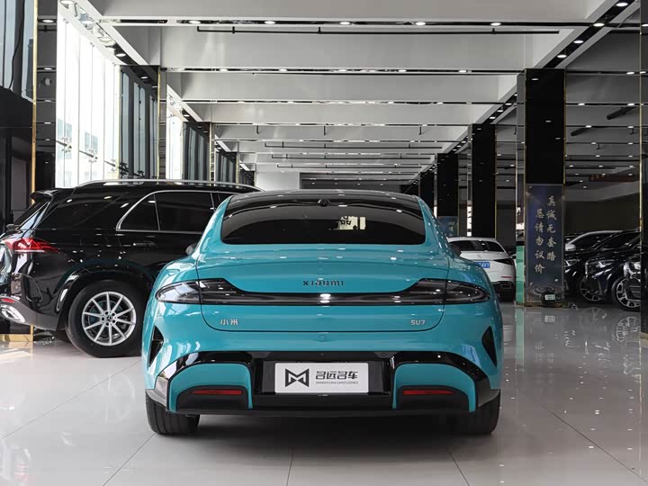 Фото 16 - Xiaomi SU7