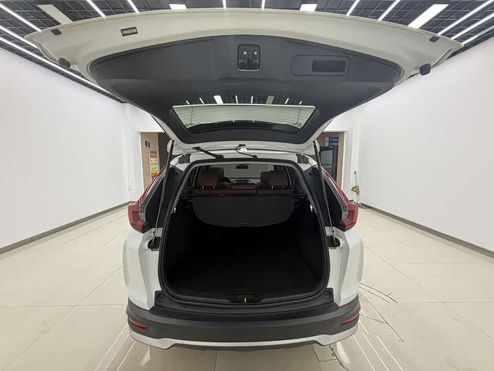 Фото 14 - Honda CR-V