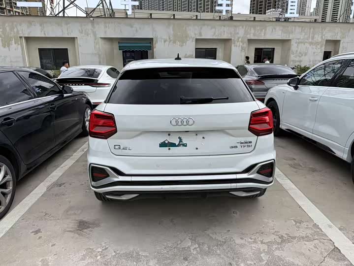 Фото 5 - Audi Q2L