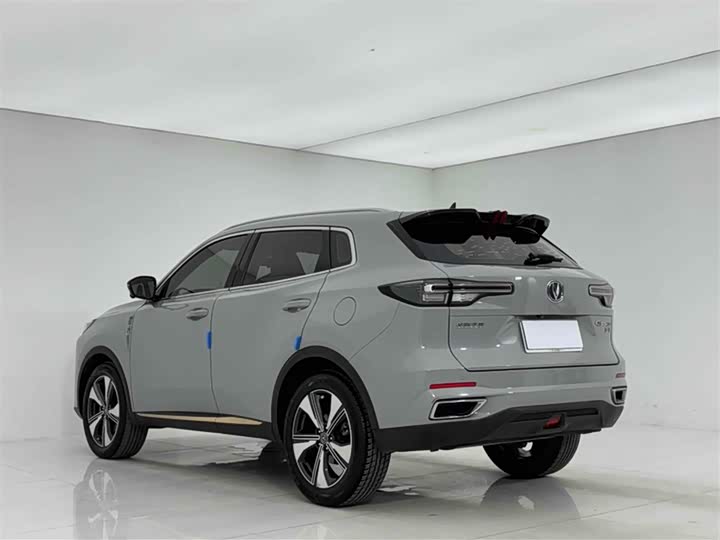 Фото 10 - Changan CS55 Plus