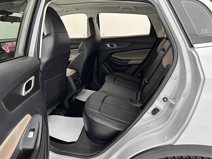 Фото 16 - Changan CS55 Plus