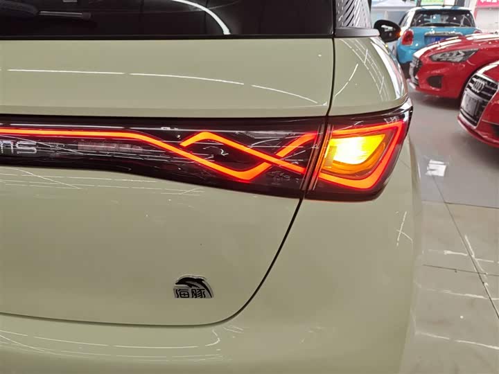 Фото 8 - BYD Dolphin