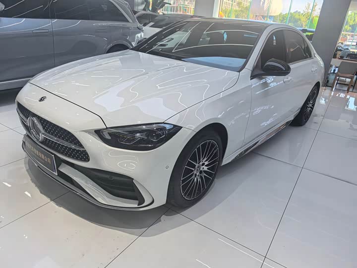 Фото 1 - Mercedes-Benz C-Class