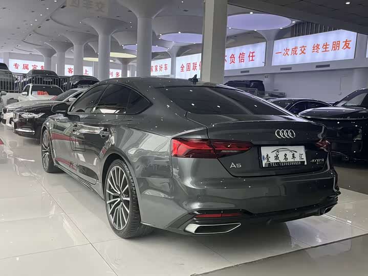 Фото 4 - Audi A5