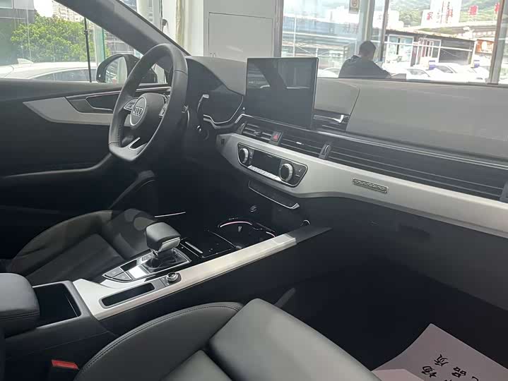 Фото 9 - Audi A5