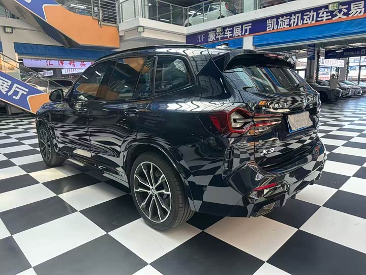 Фото 16 - BMW X3