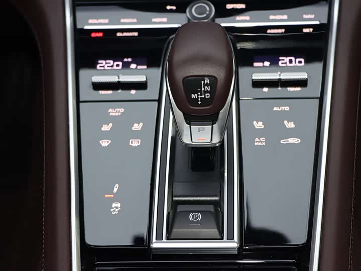 Фото 11 - Porsche Panamera