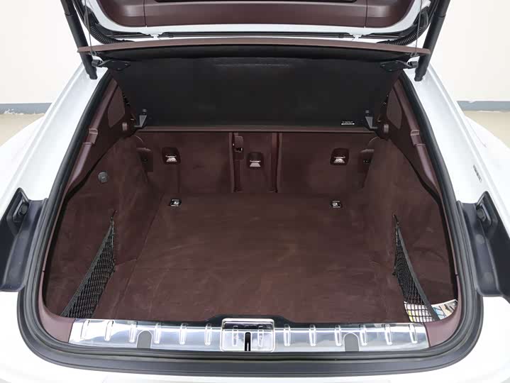 Фото 20 - Porsche Panamera