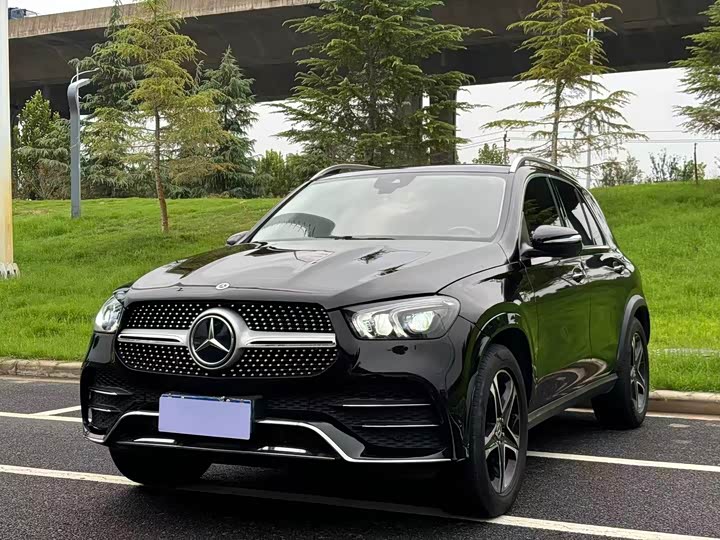 Фото 1 - Mercedes-Benz GLE-Class